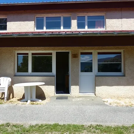 Les Aveilles Hotel